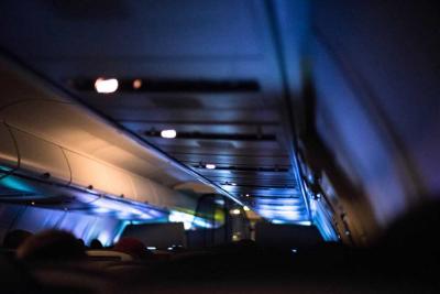 Red Eye Flights: Learn About Its Advantages